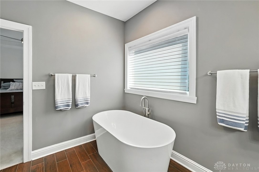 Bellbrook, Ohio 45305, United States, 4 Bedrooms Bedrooms, ,5 BathroomsBathrooms,Residential,Active,158811