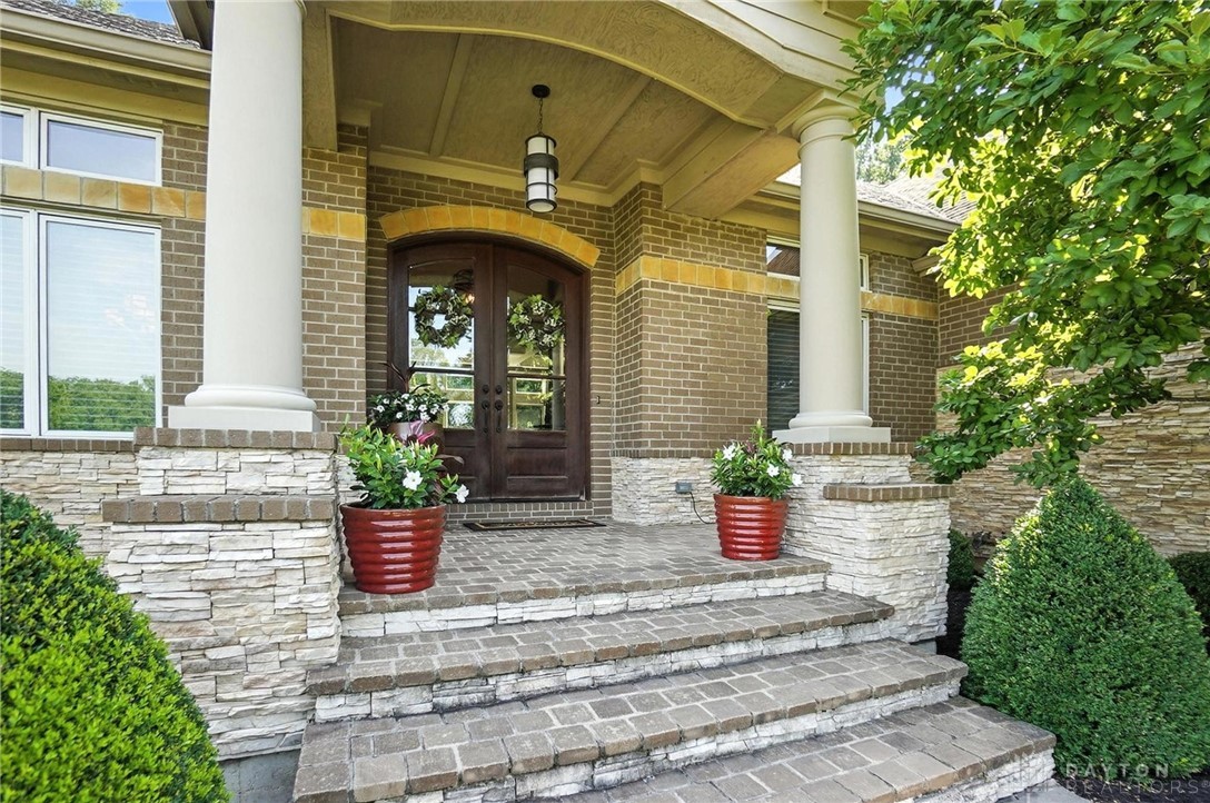 Bellbrook, Ohio 45305, United States, 4 Bedrooms Bedrooms, ,5 BathroomsBathrooms,Residential,Active,158811