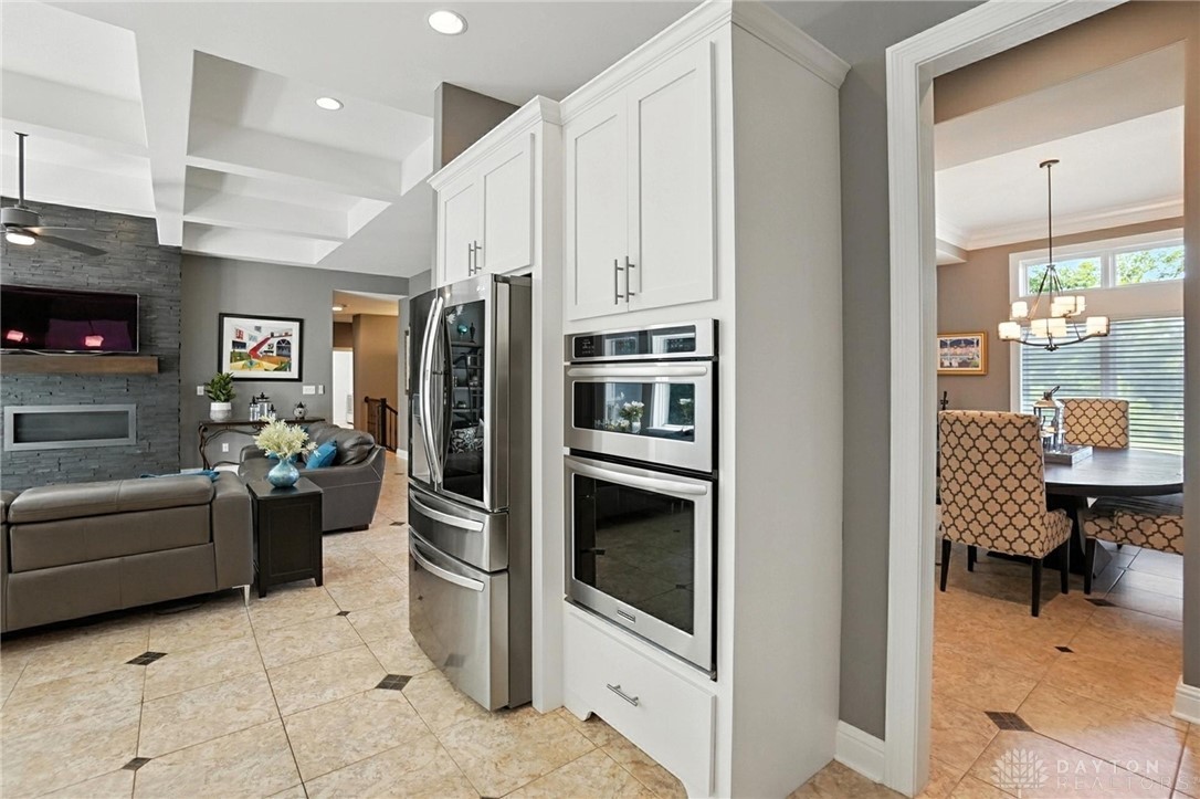 Bellbrook, Ohio 45305, United States, 4 Bedrooms Bedrooms, ,5 BathroomsBathrooms,Residential,Active,158811