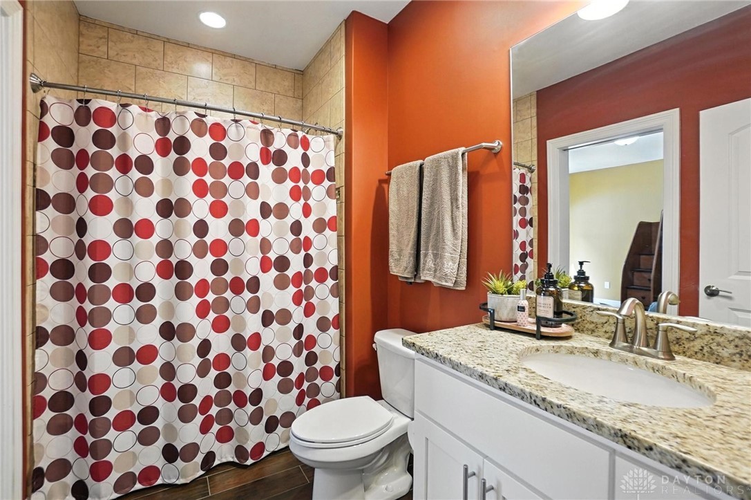 Bellbrook, Ohio 45305, United States, 4 Bedrooms Bedrooms, ,5 BathroomsBathrooms,Residential,Active,158811