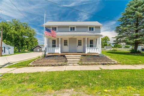 Homes For Sale - 104 E Main Street<br/> Donnelsville, OH 45319