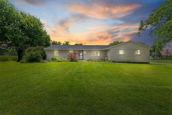 8161 MILTON CARLISLE RD, NEW CARLISLE, OH 45344 - Image 8a7de6ca7852d5c1f22d50668ee9db2c/1032328597