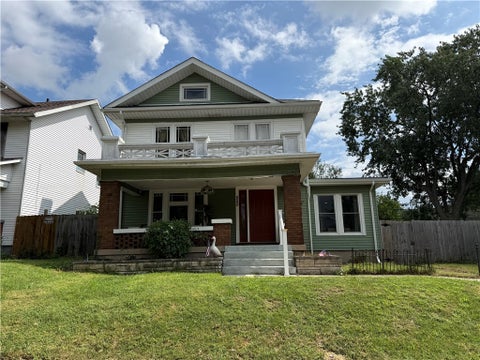 Photo for 550 Santa Cruz Avenue