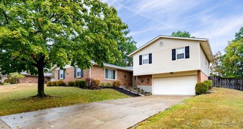 Photo of 2125 Sherwood Forest Drive, Miamisburg, OH 45342 (MLS # 943525) Photo of 2125 Sherwood Forest Drive, Miamisburg, OH 45342 (MLS # 943525)