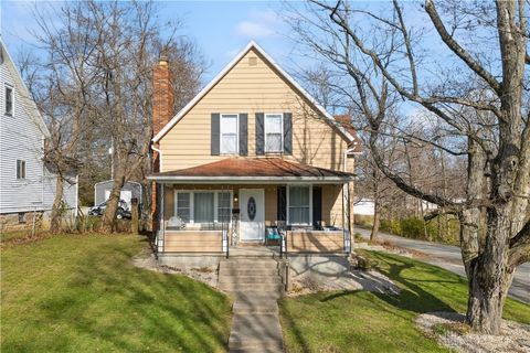 Photo of 262 E North Street, Hillsboro, OH 45133 (MLS # 948604)