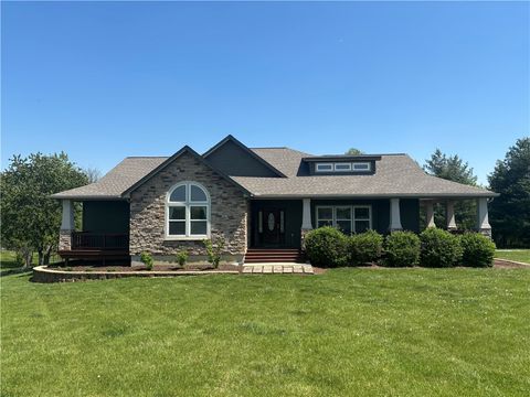 Photo of 78 Inwood Road, Wilmington, OH 45177 (MLS # 953258)