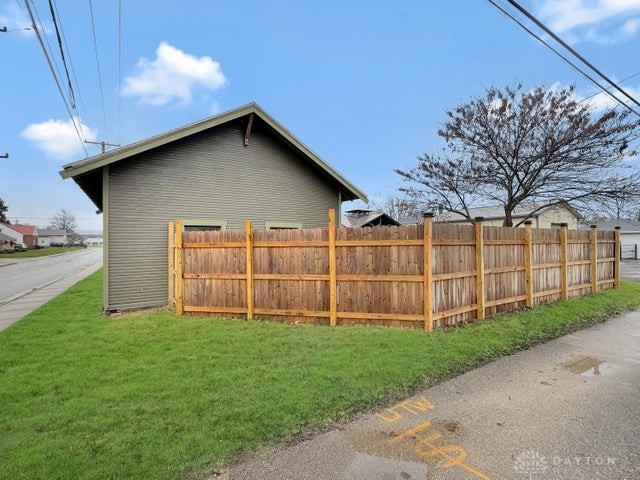 596 E Court Street, Urbana, Ohio image 9