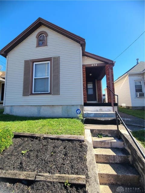 Photo for 454 Carlisle Avenue