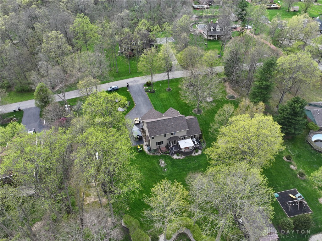 420 Vanessa Drive, West Alexandria, Ohio image 5