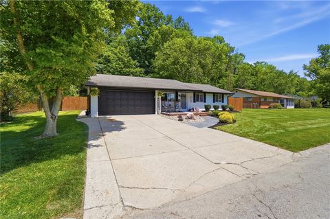 Homes For Sale - 170 Belair Circle<br/> Bellbrook, OH 45305