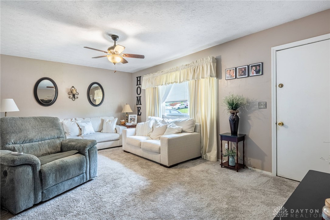 181 Arisa Drive, Dayton, Ohio image 2
