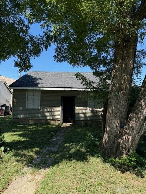 Tiny photo for 1083 Valley Street, Dayton, OH 45404 (MLS # 946062)