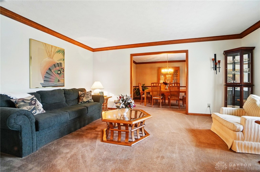130 Sycamore Creek Drive, Springboro, Ohio image 4
