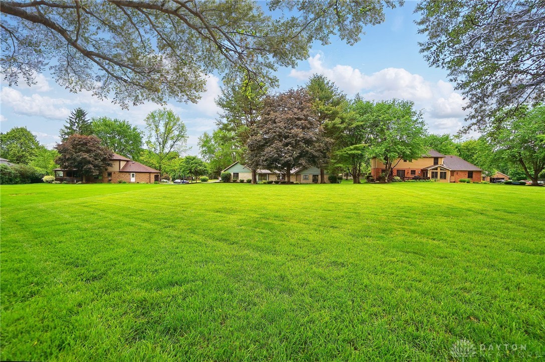 130 Sycamore Creek Drive, Springboro, Ohio image 19