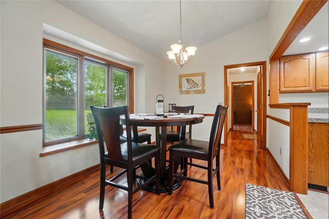 130 Sycamore Creek Drive, Springboro, Ohio image 8