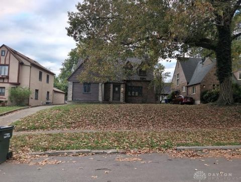 Photo of 2120 University Place, Dayton, OH 45406 (MLS # 948474)