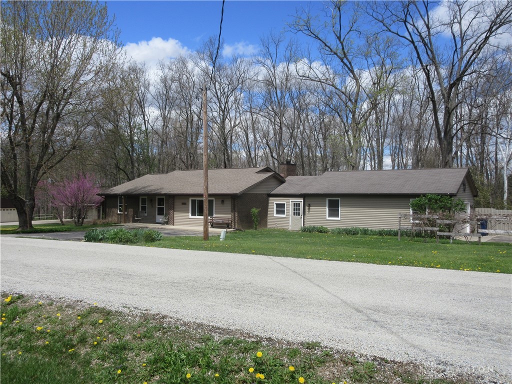 793 Mariner Drive, Eaton, Ohio image 2