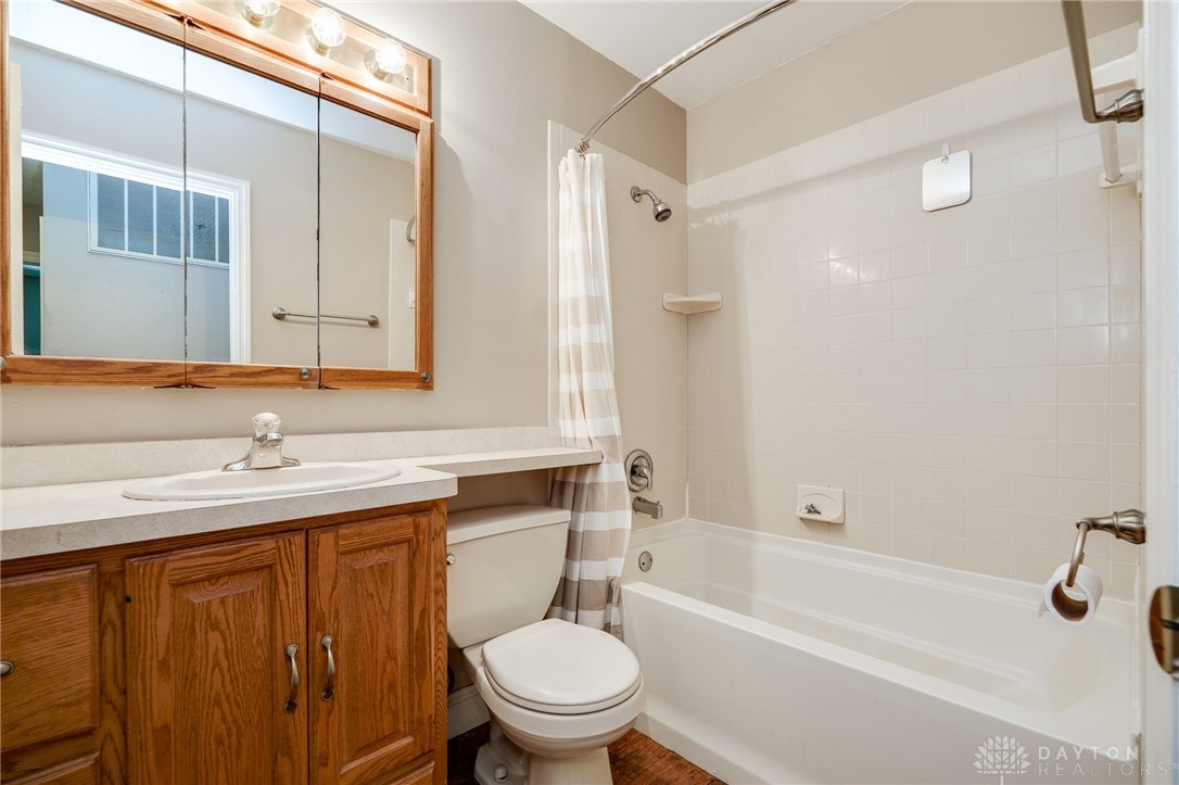 Beavercreek, Ohio 45430, United States, 3 Bedrooms Bedrooms, ,2 BathroomsBathrooms,Residential,Pending,161381