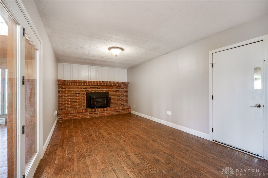 Beavercreek, Ohio 45430, United States, 3 Bedrooms Bedrooms, ,2 BathroomsBathrooms,Residential,Pending,161381