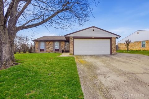 Photo of 8851 Cherrygate Court, Dayton, OH 45424 (MLS # 954073)