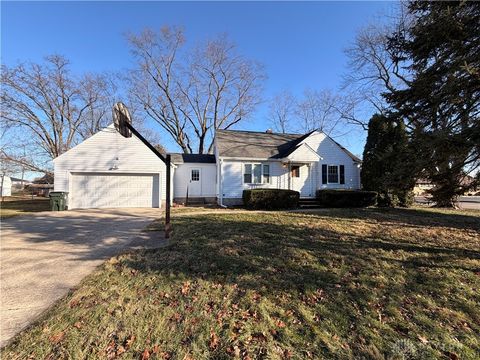 Photo of 92 Waller Avenue, Vandalia, OH 45377 (MLS # 949551)