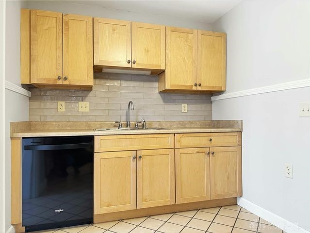 325 E Roseland Avenue, Springfield, Ohio image 28