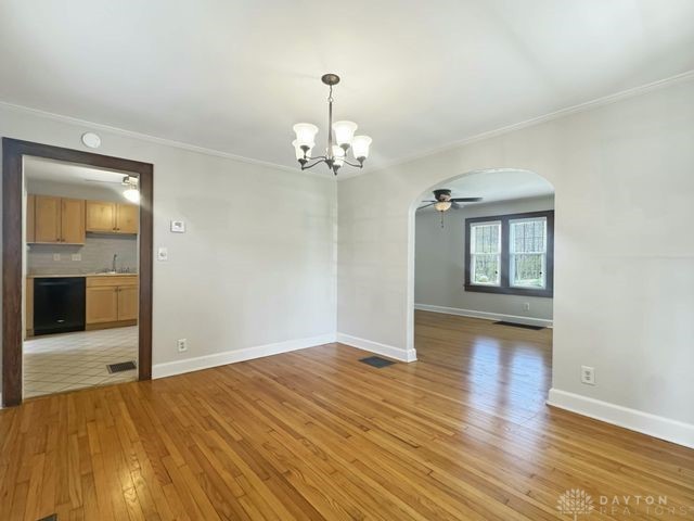325 E Roseland Avenue, Springfield, Ohio image 26
