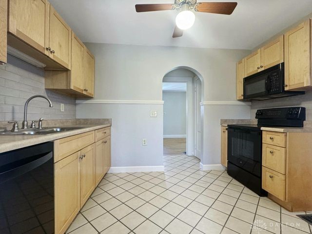 325 E Roseland Avenue, Springfield, Ohio image 31
