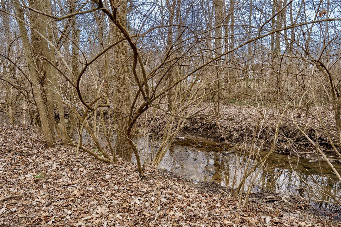 1710 Beechwood Drive, Troy, Ohio image 46