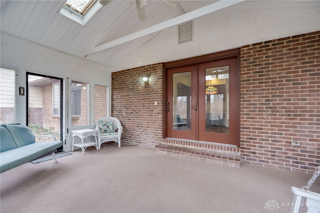 1710 Beechwood Drive, Troy, Ohio image 17