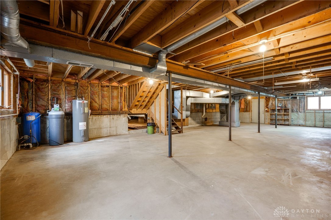 1710 Beechwood Drive, Troy, Ohio image 40