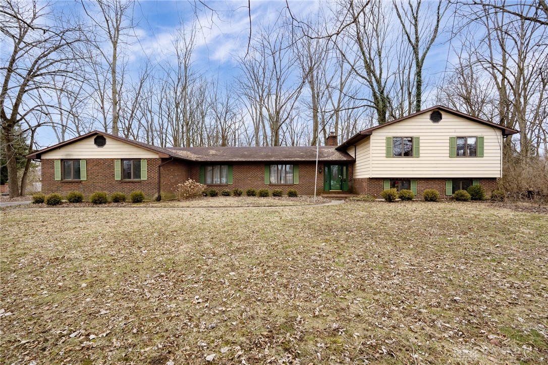 1710 Beechwood Drive, Troy, Ohio image 1