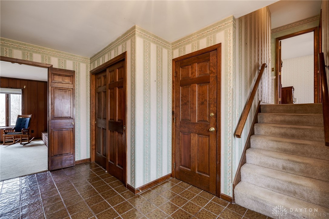 1710 Beechwood Drive, Troy, Ohio image 5