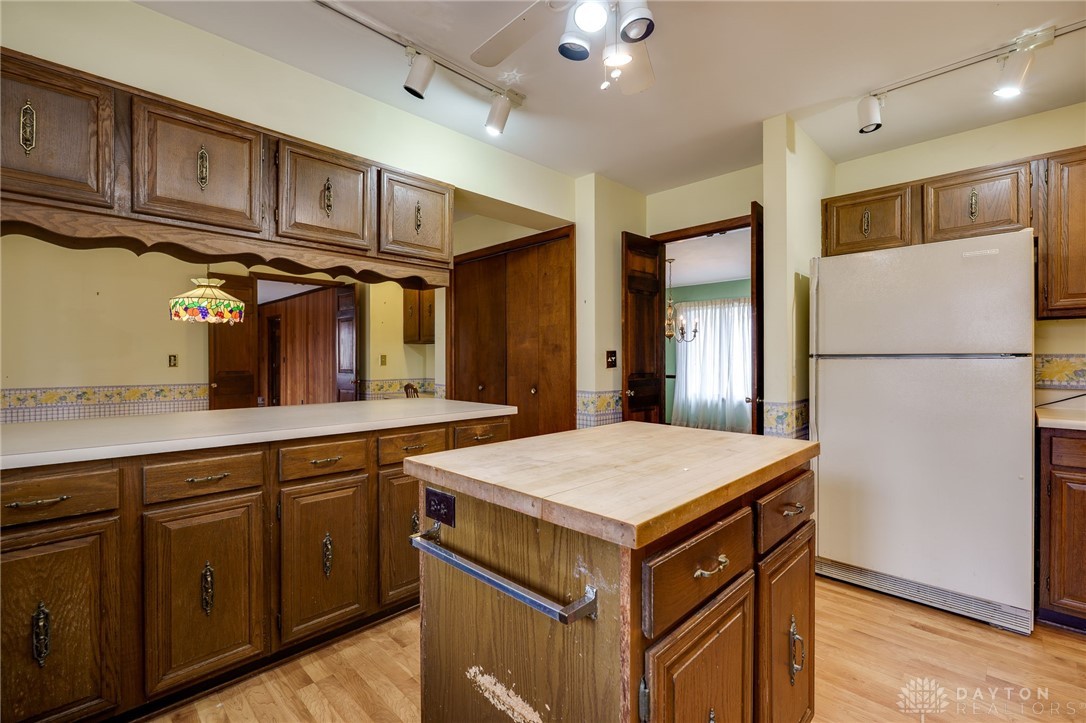 1710 Beechwood Drive, Troy, Ohio image 14