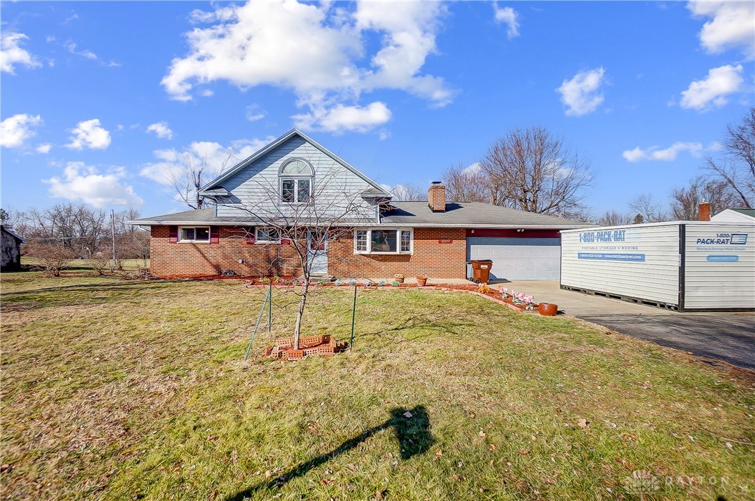 2203 S Tulane Drive, Beavercreek, Ohio image 9