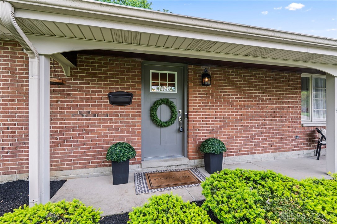 162 Robin Hood Lane, Troy, Ohio image 5