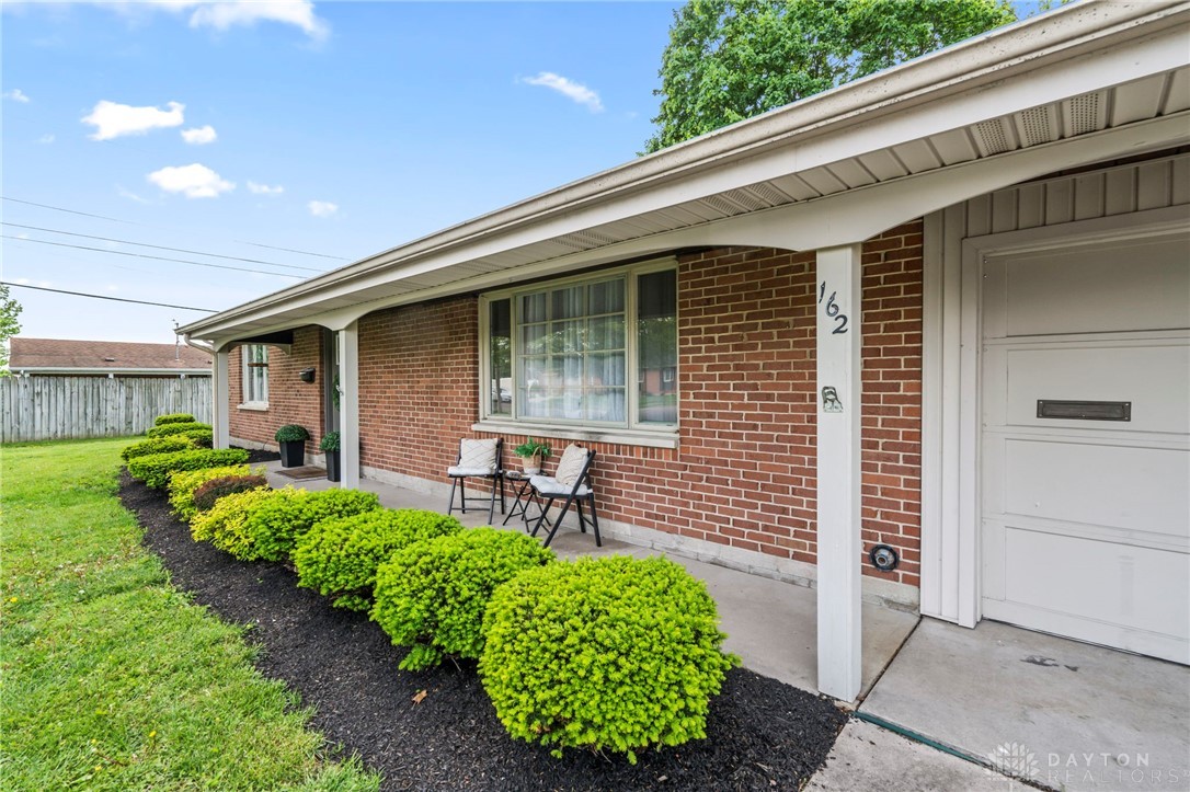 162 Robin Hood Lane, Troy, Ohio image 4
