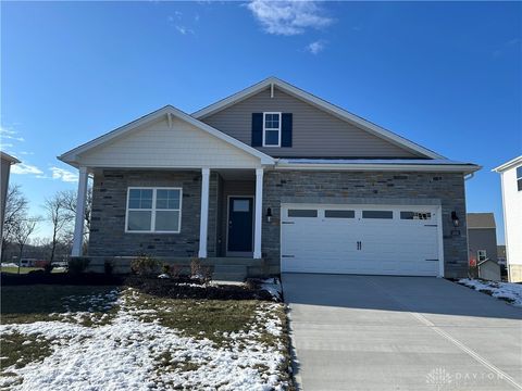 Photo of 1808 Palmer Court, Xenia, OH 45385 (MLS # 944018)