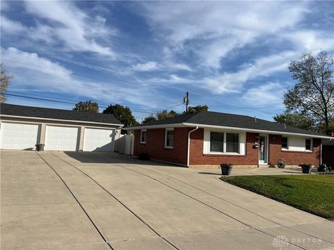 Photo of 2073 Auburndale Avenue, Dayton, OH 45414 (MLS # 946645) Photo of 2073 Auburndale Avenue, Dayton, OH 45414 (MLS # 946645)
