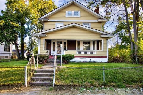 Photo of 1606 W Grand Avenue, Dayton, OH 45402 (MLS # 944946)
