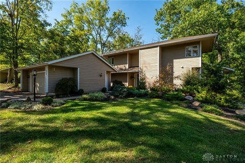 Photo of 618 Bunker Lane, Mason, OH 45040 (MLS # 945095)