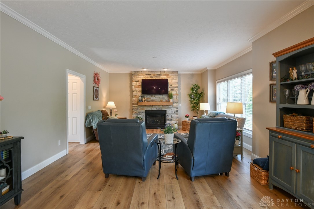 Troy, Ohio 45373, United States, 4 Bedrooms Bedrooms, ,4 BathroomsBathrooms,Residential,Active,210104