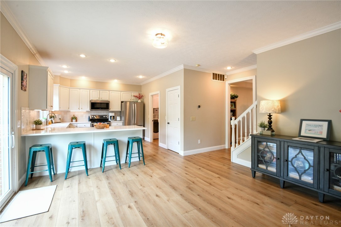 Troy, Ohio 45373, United States, 4 Bedrooms Bedrooms, ,4 BathroomsBathrooms,Residential,Active,210104