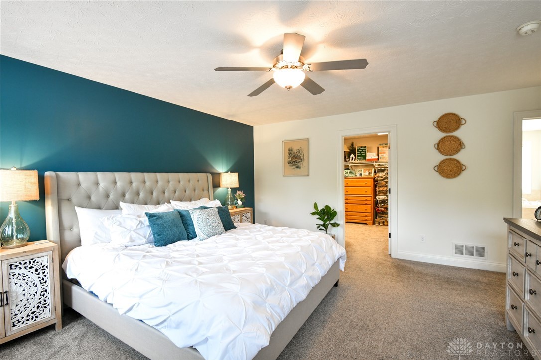 Troy, Ohio 45373, United States, 4 Bedrooms Bedrooms, ,4 BathroomsBathrooms,Residential,Active,210104