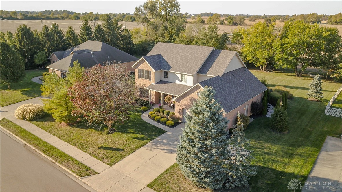 Troy, Ohio 45373, United States, 4 Bedrooms Bedrooms, ,4 BathroomsBathrooms,Residential,Active,210104