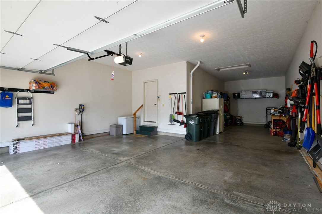 Troy, Ohio 45373, United States, 4 Bedrooms Bedrooms, ,4 BathroomsBathrooms,Residential,Active,210104