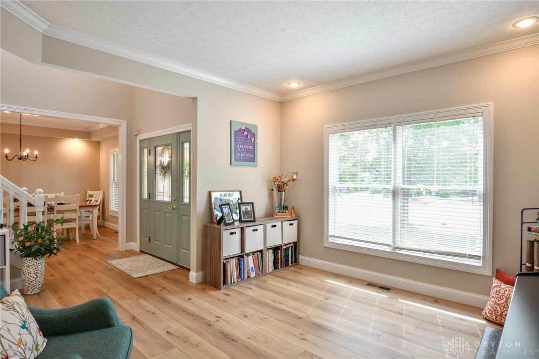 Troy, Ohio 45373, United States, 4 Bedrooms Bedrooms, ,4 BathroomsBathrooms,Residential,Active,210104