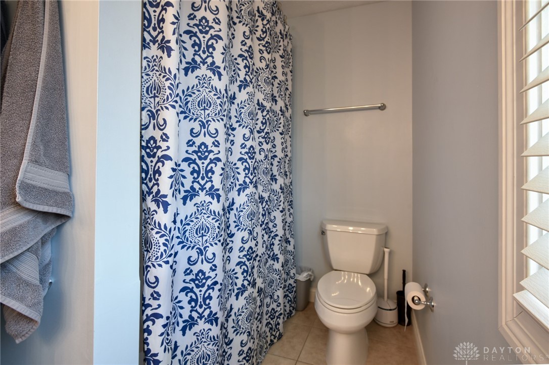 Troy, Ohio 45373, United States, 4 Bedrooms Bedrooms, ,4 BathroomsBathrooms,Residential,Active,210104