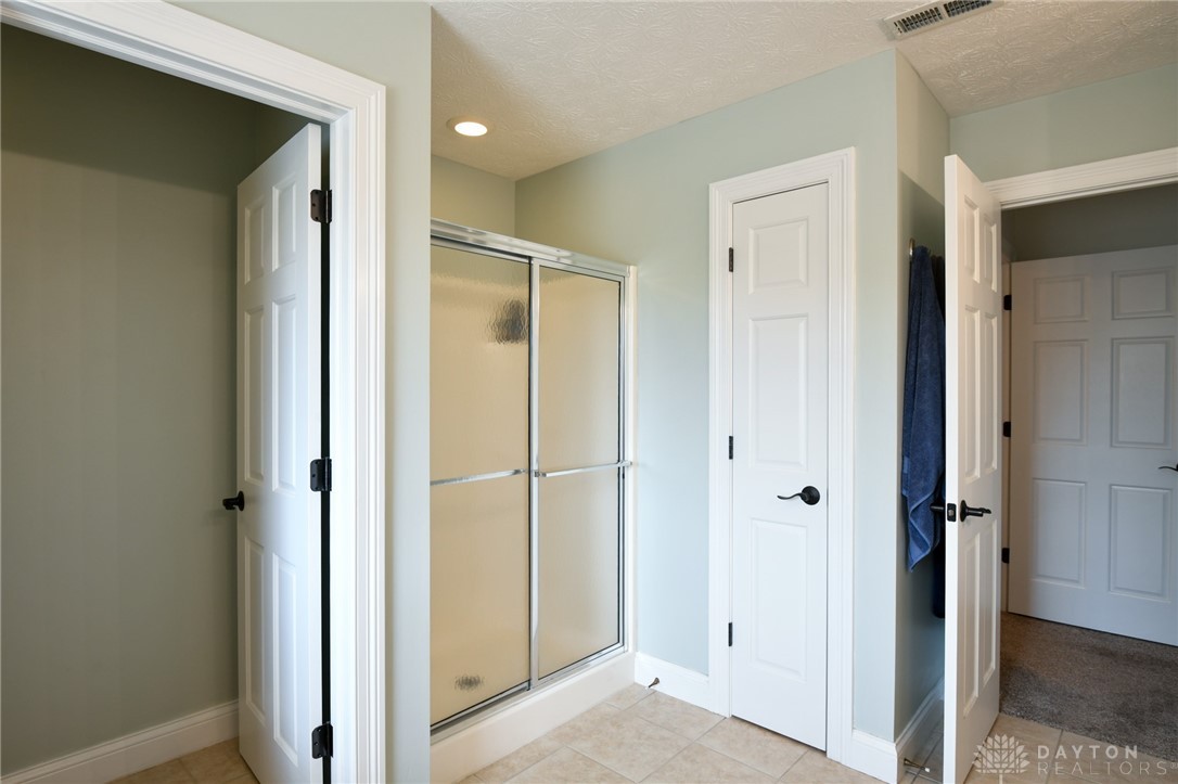 Troy, Ohio 45373, United States, 4 Bedrooms Bedrooms, ,4 BathroomsBathrooms,Residential,Active,210104