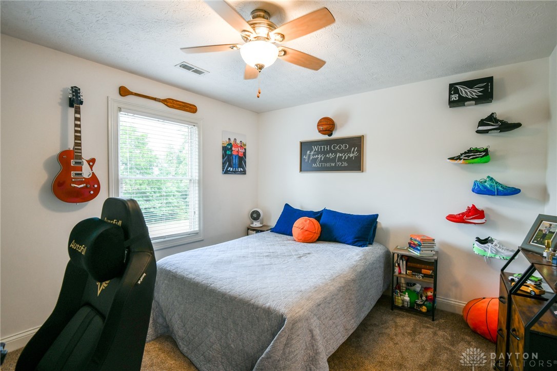 Troy, Ohio 45373, United States, 4 Bedrooms Bedrooms, ,4 BathroomsBathrooms,Residential,Active,210104